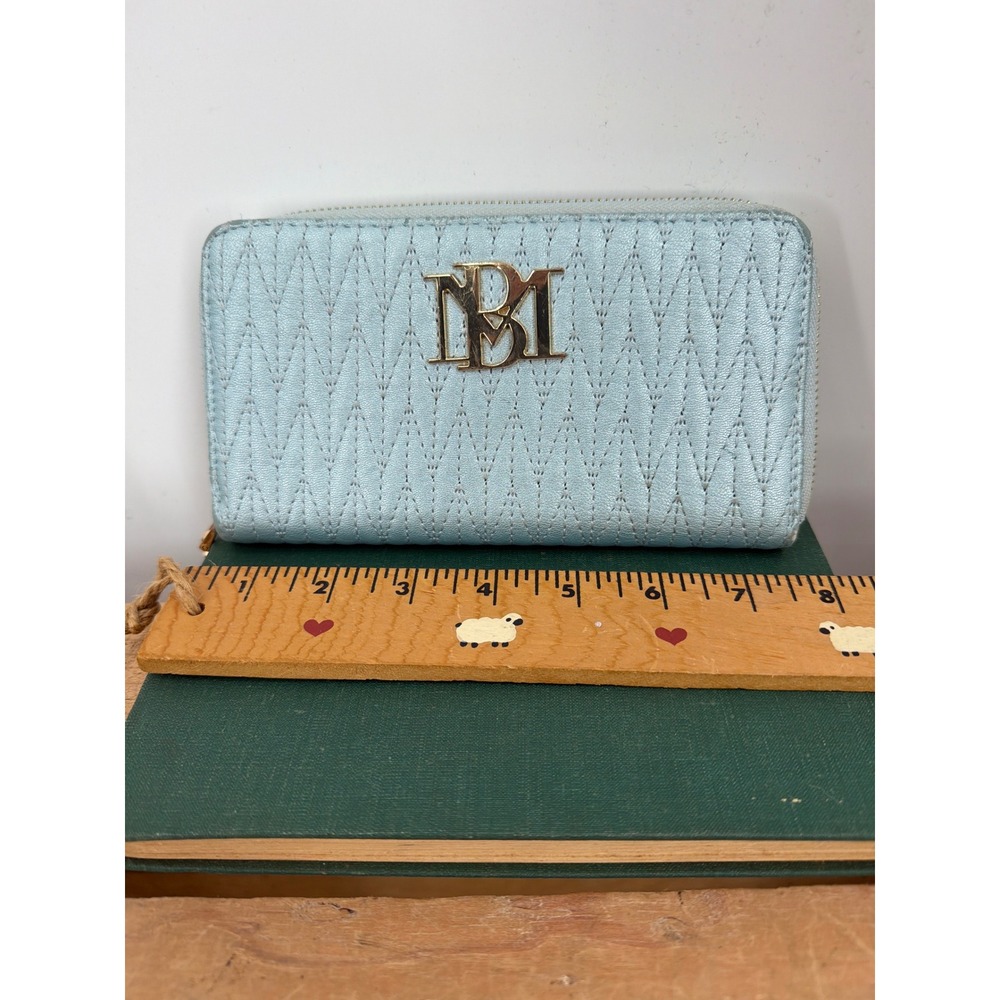 Vintage Badgley Mischka Light Blue Metallic Quilted Zip Around Wallet Gold Logo